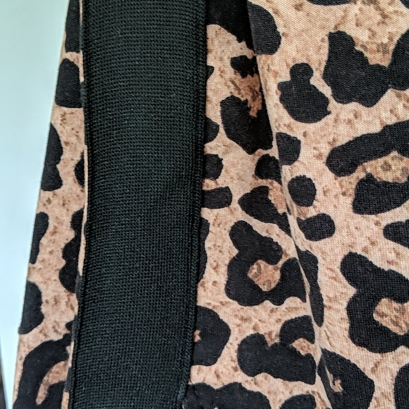 PRICE DROP NWOT Lularoe Jax animal print - Picture 2 of 3